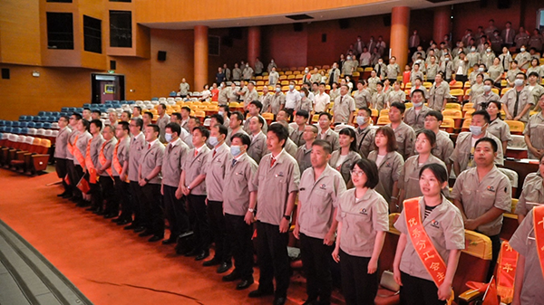 奮斗百年路  起航新征程 承德蘇墾銀河黨委召開(kāi)慶祝中國(guó)共產(chǎn)黨建黨100周年 暨七一表彰大會(huì)